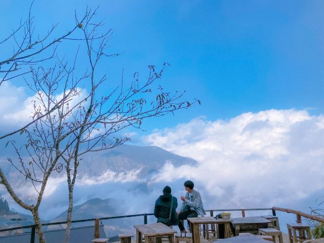 Tà xùa mùa săn mây - Ảnh từ Linh Xinh