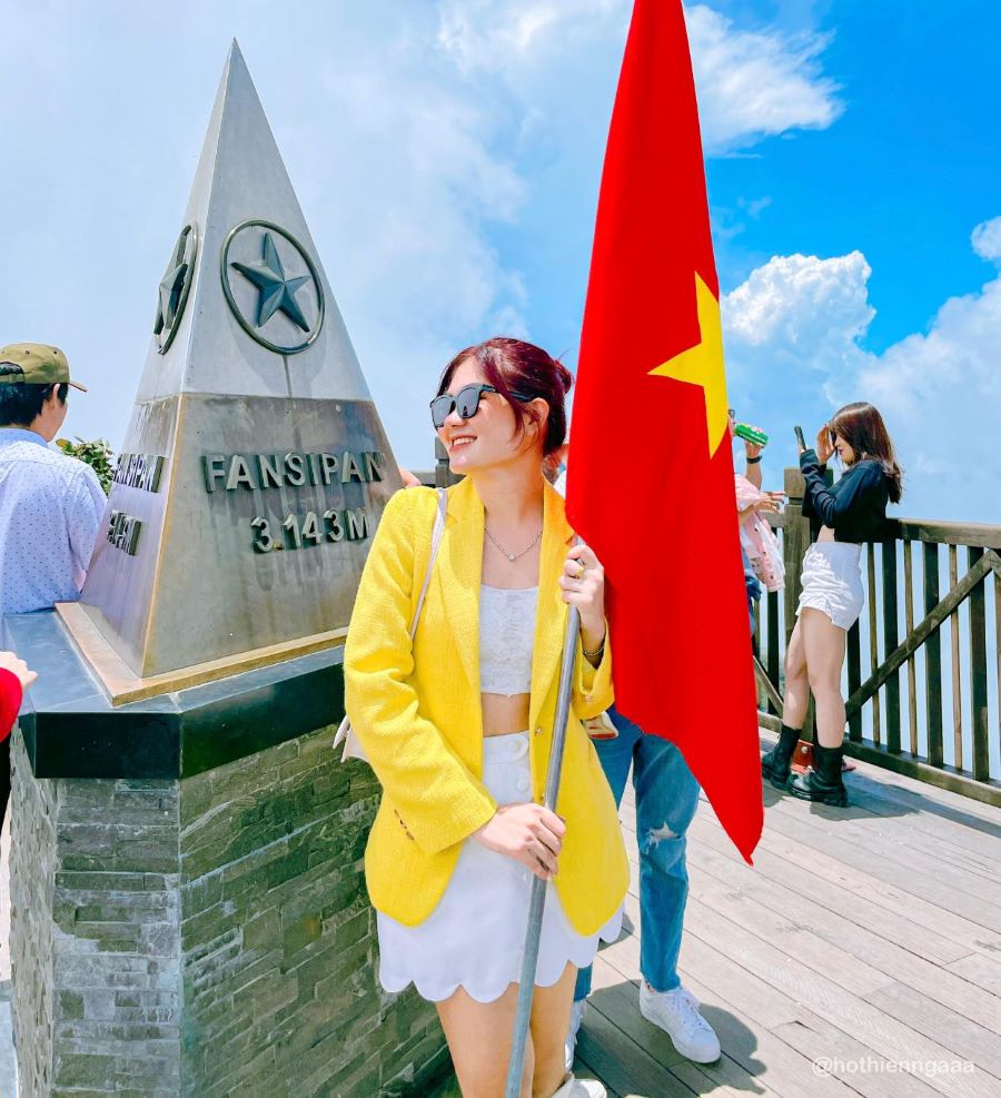 Check in tại đỉnh Fansipan - Ảnh từ Hồ Thiên Nga