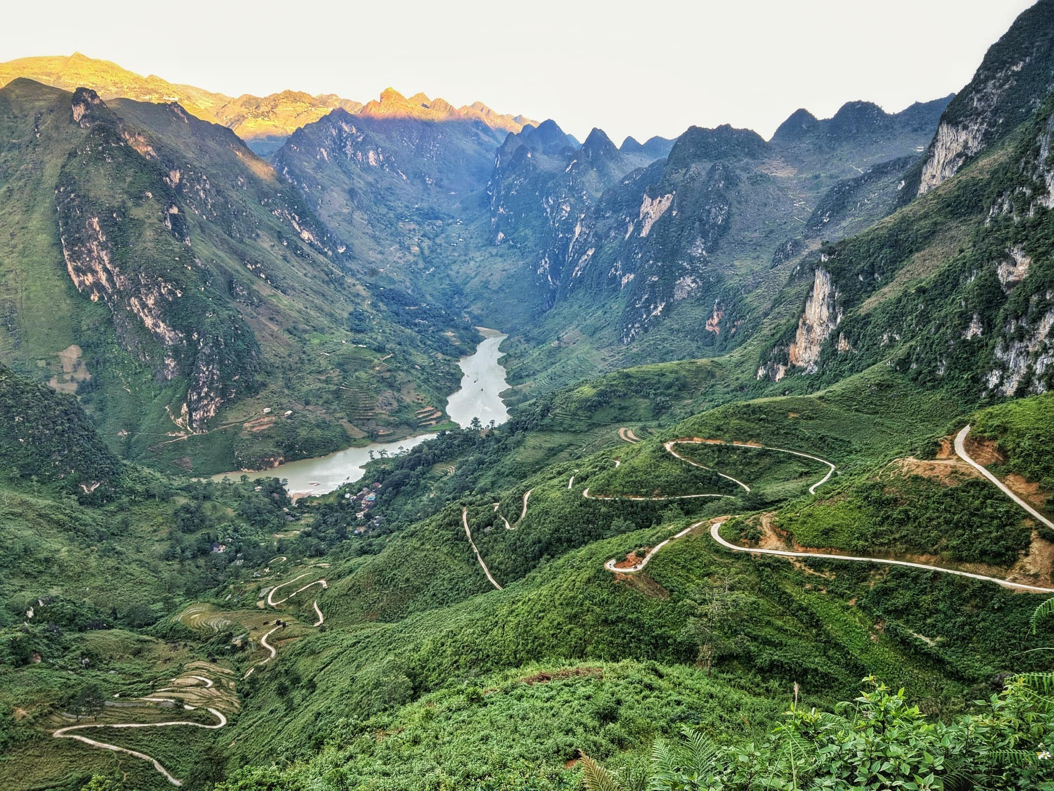 Đôi nét về Hà Giang Mảnh đất địa đầu Tổ Quốc - Ảnh từ Thịnh Đức Hoàng Đôi nét về Hà Giang Mảnh đất địa đầu Tổ Quốc - Ảnh từ Thịnh Đức Hoàng