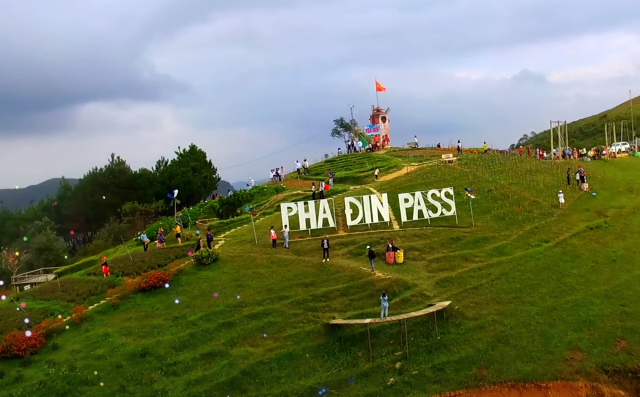 Pha đin Pass - Ảnh từ CHẨM CHÉO TV Pha đin Pass - Ảnh từ CHẨM CHÉO TV
