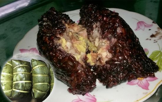 Bánh chưng đen - Ảnh từ BanhChungNgon.vn Bánh chưng đen Ảnh từ BanhChungNgon.vn