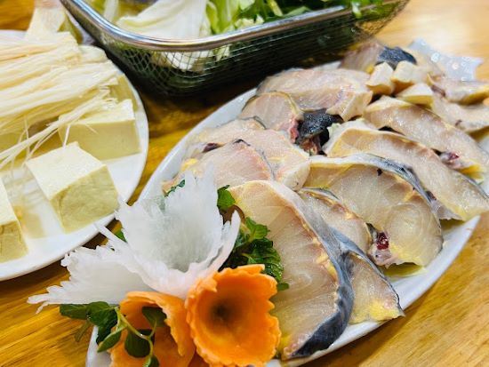 Lẩu cá tằm Sapa