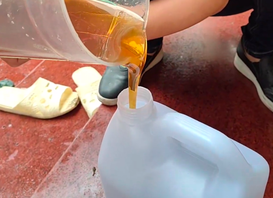Mật ong Hoa Nhãn Yên Bái
