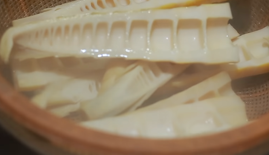 Măng đắng luộc - Ảnh từ Ẩm Thực Mẹ Làm