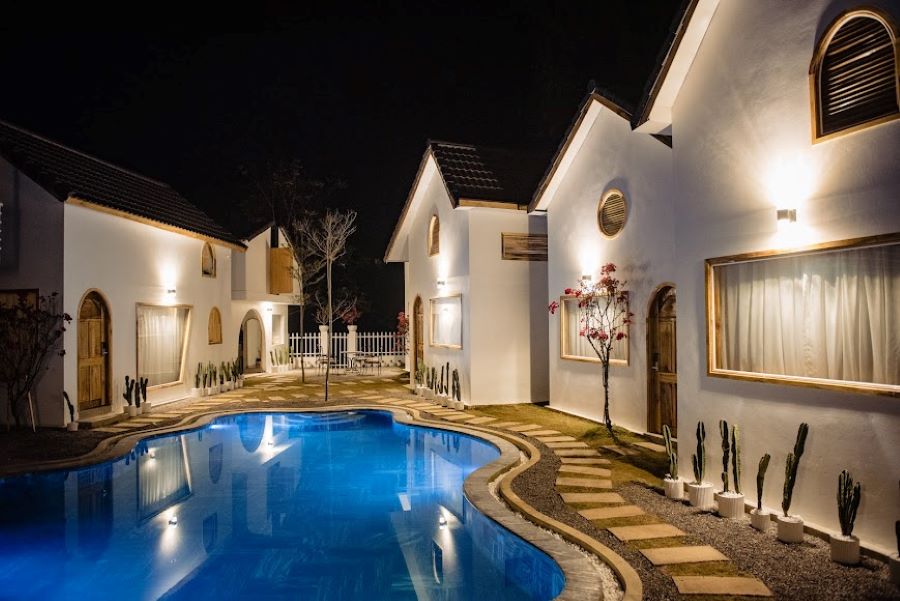 Không gian buổi tối yên bình thơ mộng tại Le Chalet du Lac Mộc Châu - Ảnh từ Hoa Tran Trong Không gian buổi tối yên bình thơ mộng tại Le Chalet du Lac Mộc Châu - Ảnh từ Hoa Tran Trong