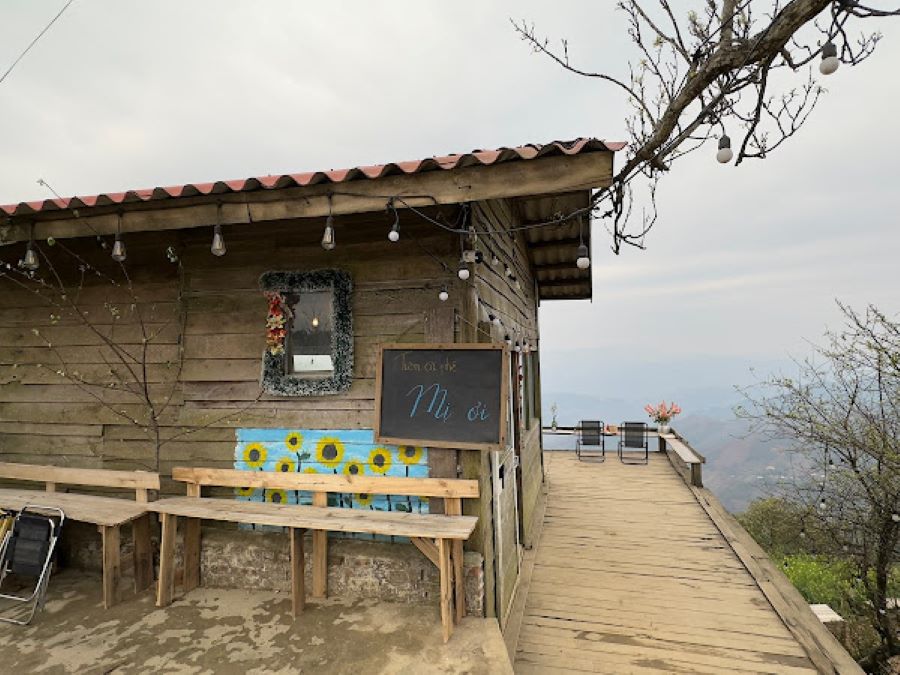 Săn mây tại Tiệm cafe Mị Ơi - Ảnh sưu tầm Săn mây tại Tiệm cafe Mị Ơi - Ảnh sưu tầm