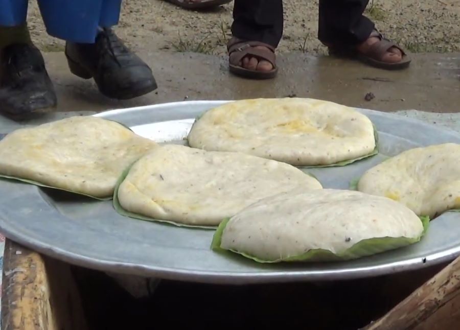 Bánh dày - Đặc sản Lào Cai - Ảnh từ Tây Bắc discovery