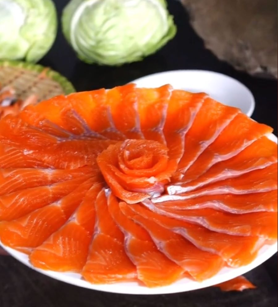 Cá hồi có màu sắc đỏ cam rất bắt mắt - Ảnh từ Songnhisapa