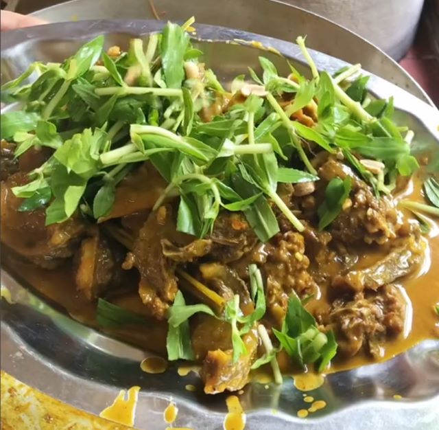 Thịt nhím xào lăn - Ảnh từ nhithach60