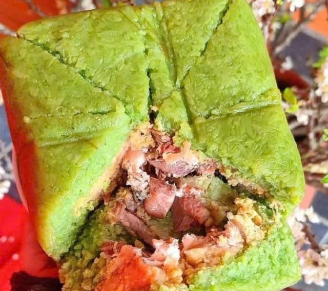 Bánh chưng làng Đầm mang một hương vị đặc trưng riêng - Ảnh từ Hương Kiều