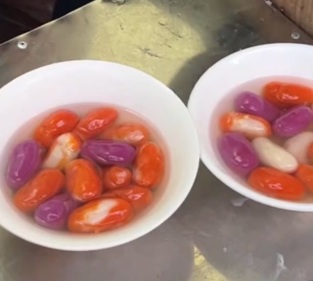 Bánh coóng phù có lớp vỏ mềm dẻo, mịn màng - Ảnh từ ansapcaobang