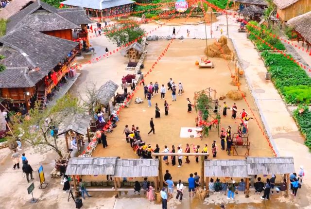 Đời sống của người dân tộc Thái vùng Tây Bắc cũng rất phong phú - Ảnh sưu tầm