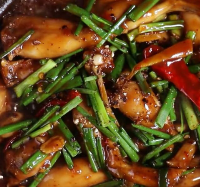 Ếch kho tộ - Ảnh sưu tầm