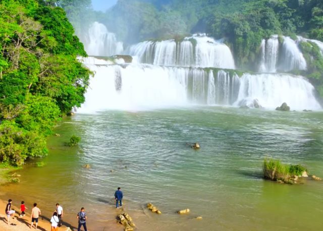 Nên đi du lịch thác Bản Giốc từ tháng 9 tháng 11 - Ảnh sưu tầm Nên đi du lịch thác Bản Giốc từ tháng 9 tháng 11 - Ảnh sưu tầm