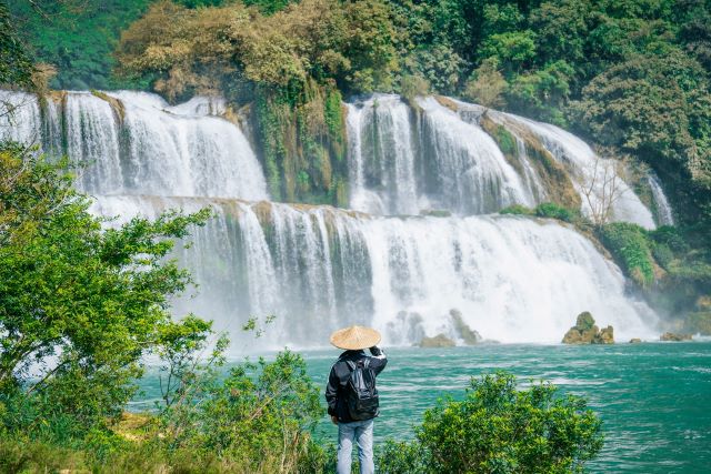 Thác Bản Giốc - Ảnh từ Phạm Văn Phong