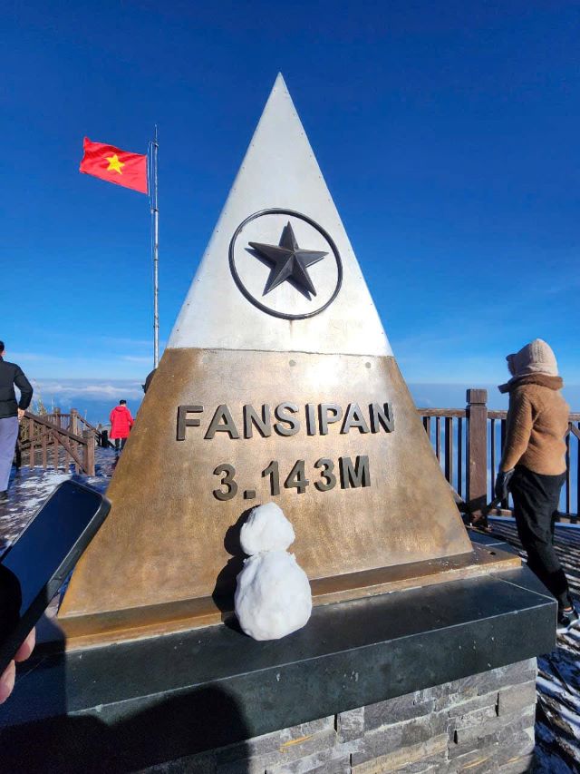 Fansipan mang một vẻ đẹp kỳ vĩ riêng - Ảnh từ Gam Pham Fansipan mang một vẻ đẹp kỳ vĩ riêng - Ảnh từ Gam Pham