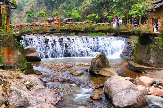 Khám phá vẻ đẹp của thác Cát Cát chảy qua bản Cát Cát - Ảnh sưu tầm Khám phá vẻ đẹp của thác Cát Cát chảy qua bản Cát Cát - Ảnh sưu tầm