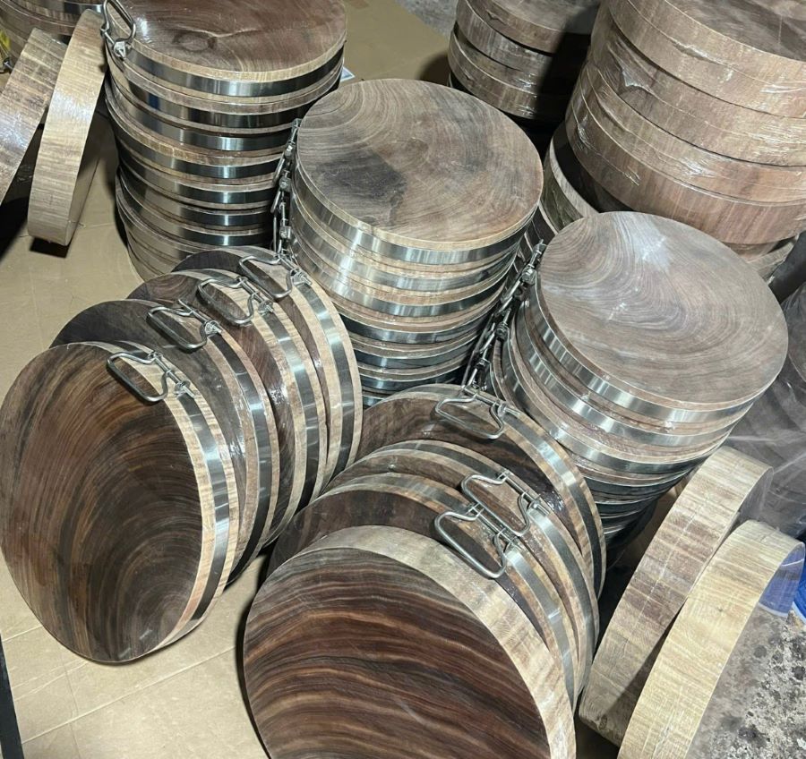 Lý do nên mua thớt gỗ Tây Bắc - Ảnh từ Tuấn Tú