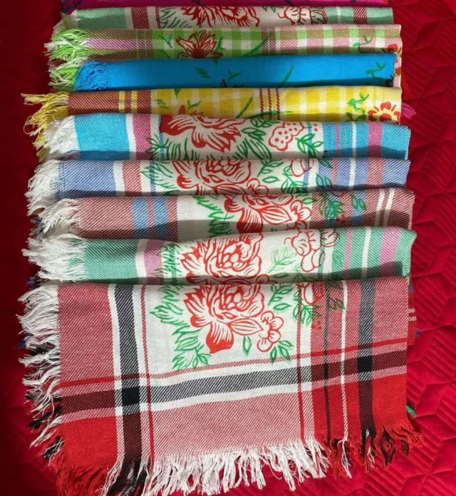 Các hoa văn trên thổ cẩm thường rất đa dạng - Ảnh sưu tầm Các hoa văn trên thổ cẩm thường rất đa dạng - Ảnh sưu tầm