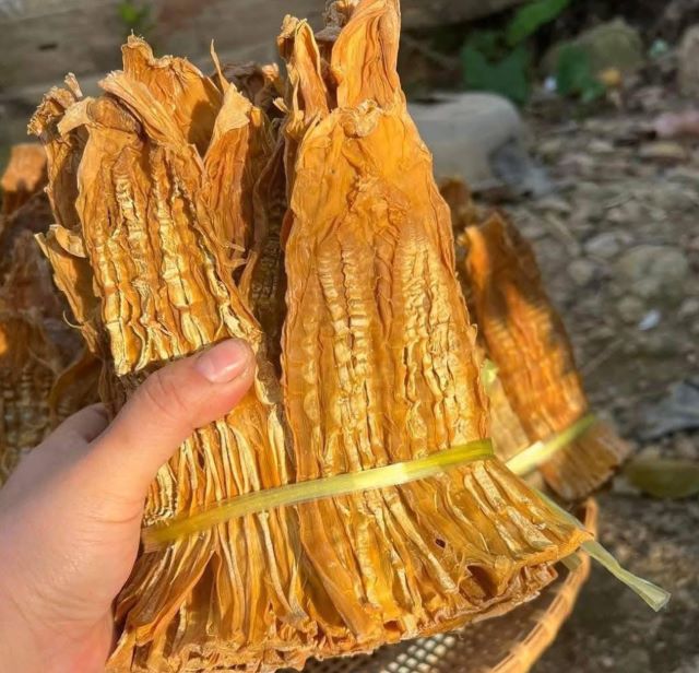 Măng rừng khô Tây Bắc - Ảnh từ Vàng Anh Tui Măng rừng khô Tây Bắc - Ảnh từ Vàng Anh Tui