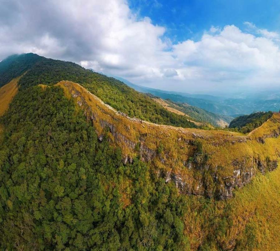Sống lưng khủng long Mẫu Sơn, Lạng Sơn - Ảnh sưu tầm