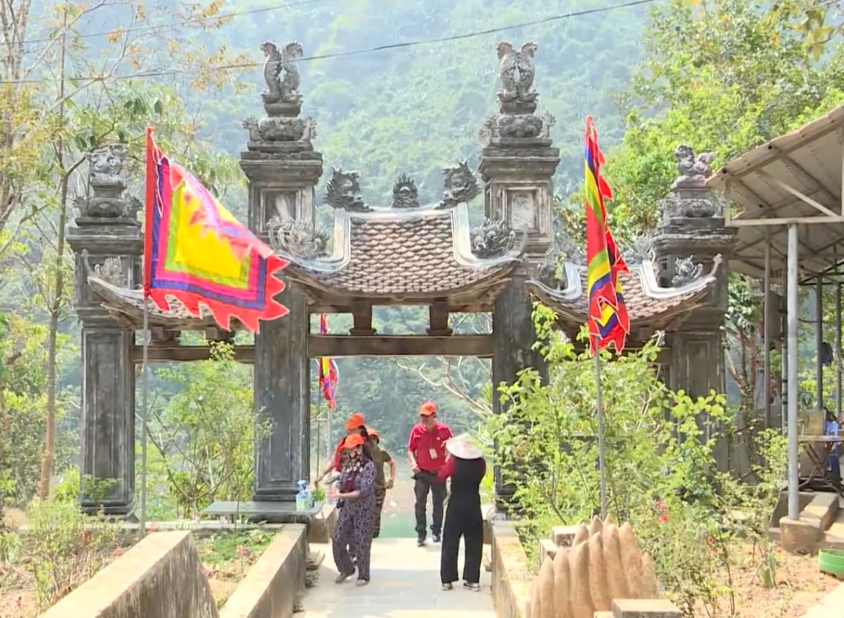 Hành trình đến thăm đền Vua Lê Thái Tổ tại Lai Châu - Ảnh sưu tầm