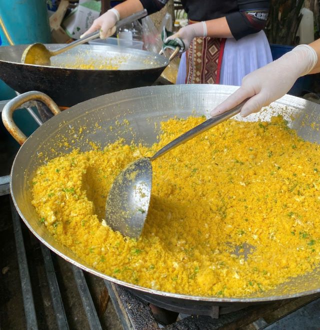 Mèn mén, món ăn dân dã quen thuộc của đồng bào người Mông vùng Tây Bắc
