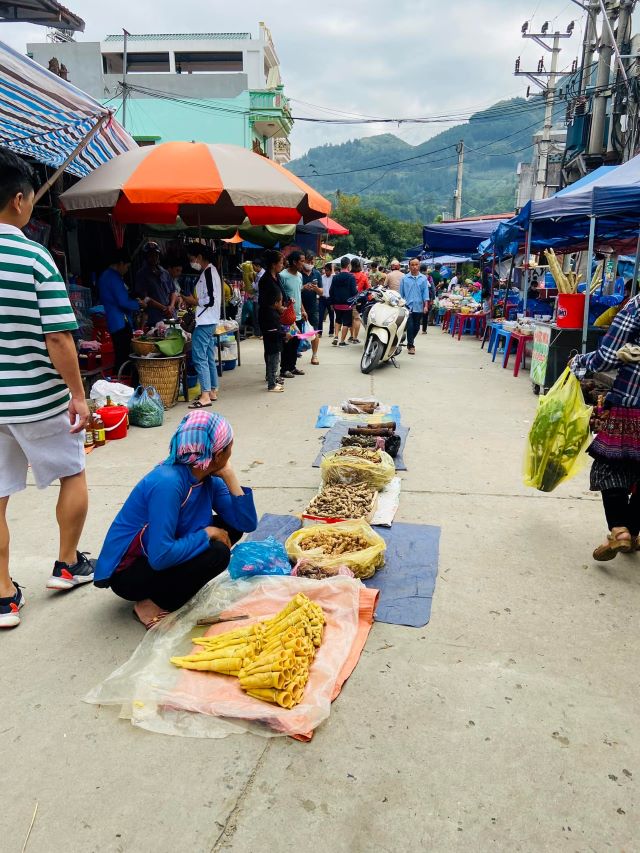 Chợ phiên Bắc Hà Ảnh từ Khue Huy Do