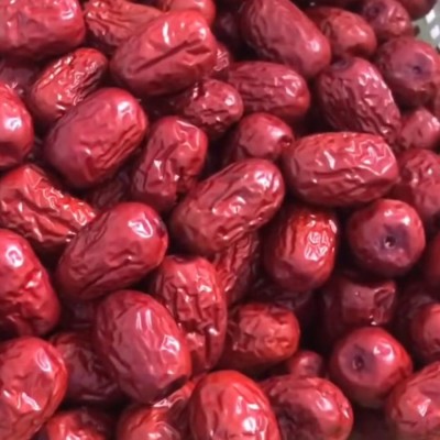 Quả táo đỏ