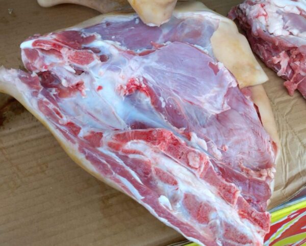 Những lợi ích sức khỏe khi ăn thịt dê núi - Ảnh từ Đinh Nguyễn Hương Linh