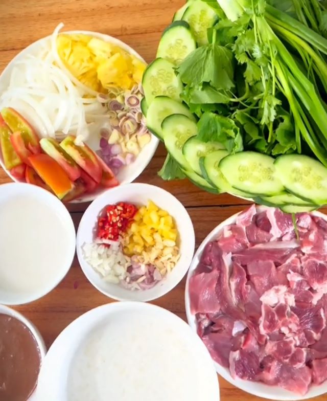 Thịt nai nhúng giấm - Ảnh từ Hưng Búa
