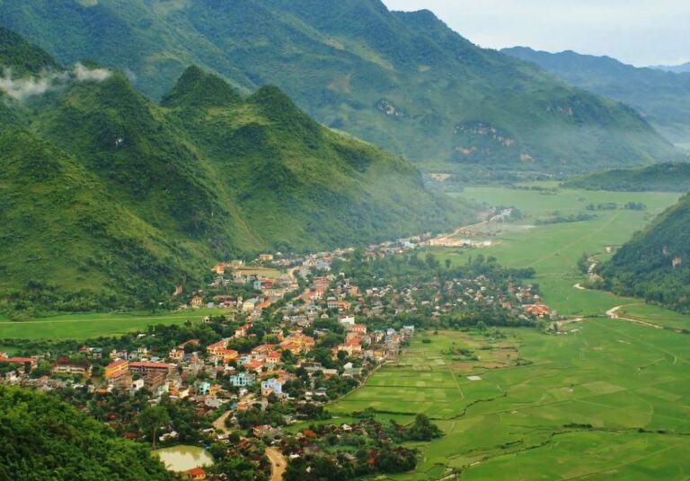 Du lịch Hòa Bình Khám phả vẻ đẹp tiềm ẩn của các địa điểm nổi tiếng - Ảnh từ Blog Du Lịch