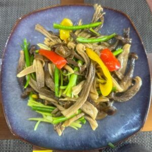 Nấm Lộc Nhung xào - Ảnh từ Nguyễn Bảo Ngọc