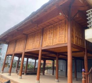 Những nét độc đáo trong kiến trúc nhà sàn của người Tây Bắc - Ảnh từ Nông Tám