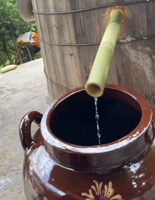 Rượu ngô Bắc Hà với những câu chuyền đầy thú vị - Ảnh sưu tầm