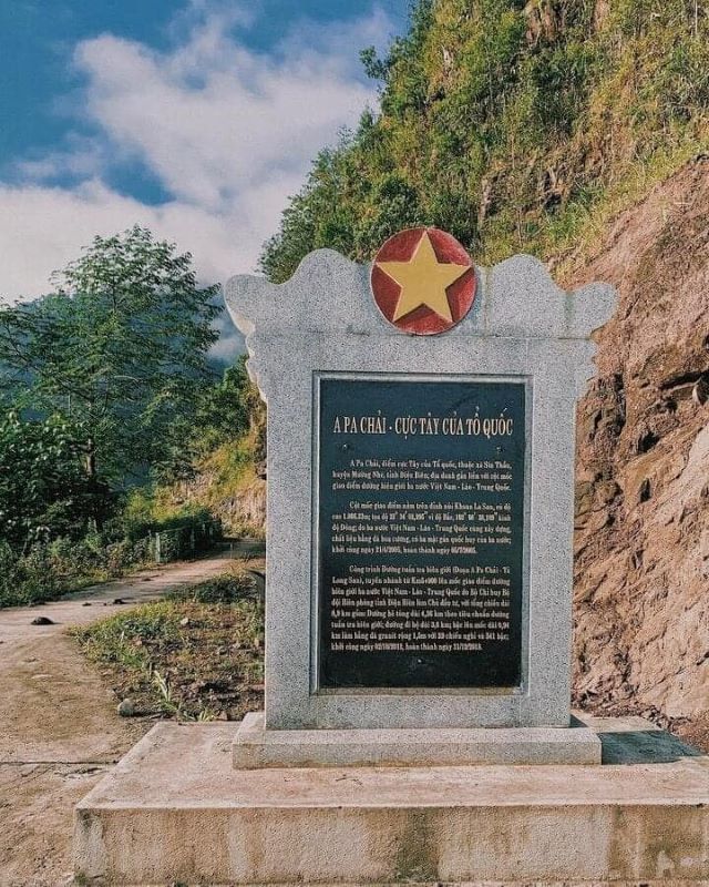 A Pa Chải – Cột mốc cực Tây - Ảnh sưu tầm