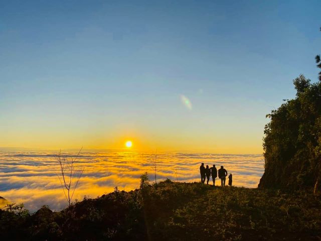 Hoàng hôn ở Tà Xùa - Ảnh từ Hiền Hiền Hoàng hôn ở Tà Xùa - Ảnh từ Hiền Hiền