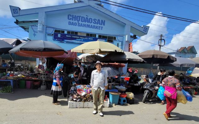 Ngắm nhìn “bản sắc sống” của các dân tộc vùng cao tại chợ Dào San Ảnh từ Cuong Vu Manh